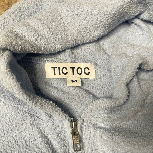 Baby Blue Fuzzy Cropped Jacket & Short Set - Picture 5 of 6